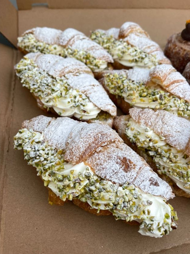 *Build Your Own Luxury Pastry Box*