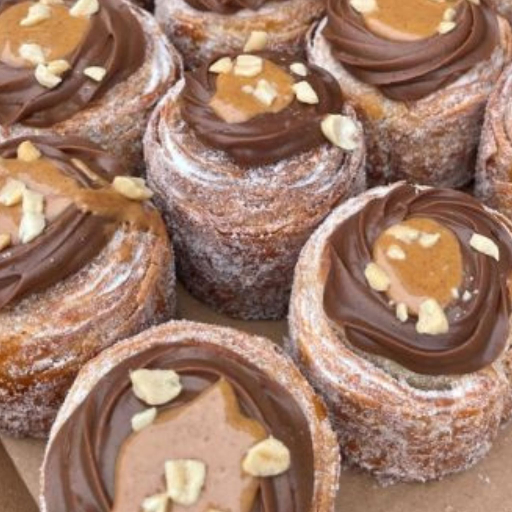 *Build Your Own Pastry Box*