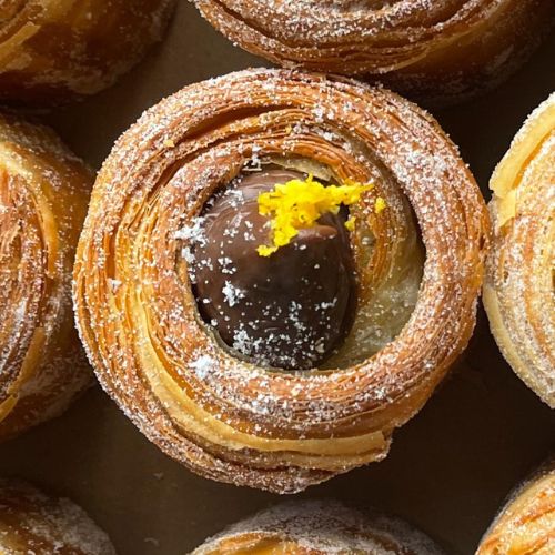 *Build Your Own Luxury Pastry Box*