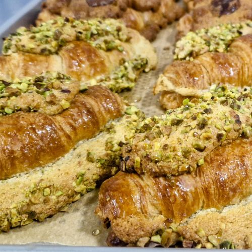 CHRISTMAS MORNING PASTRY BOX